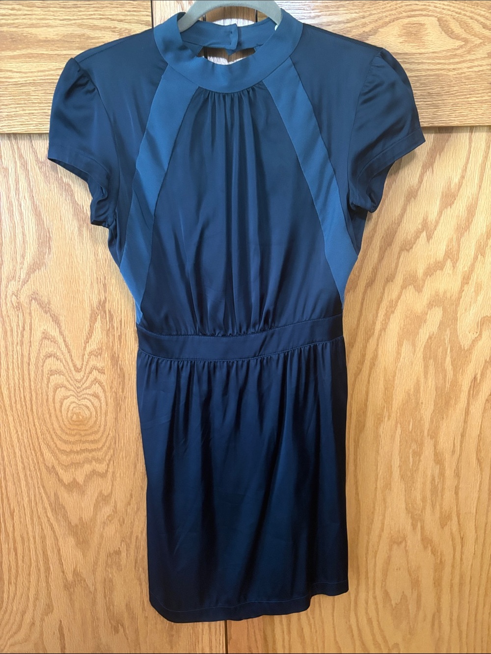 Twelfth Street by Cynthia Vincent Navy Satin Stunning Open Back Dress Size 4